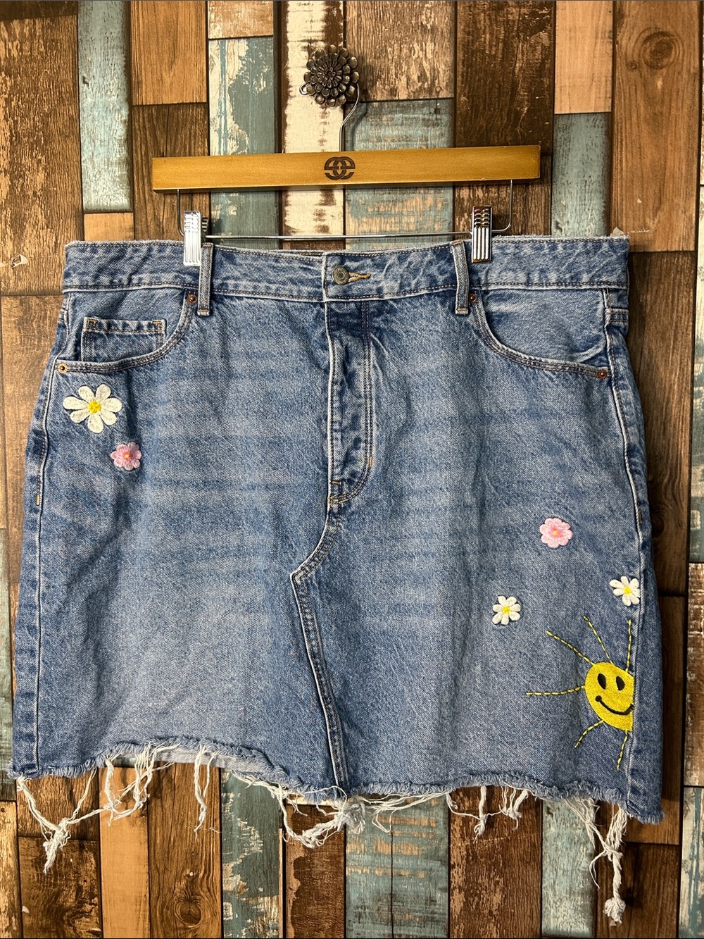 Old Navy Blue Denim Mini Skirt with Embroidered Sun & Daisies